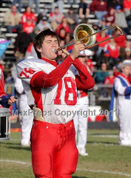 Thumbnail 2 in Dover vs Spaulding (NHIAA D2 Semifinal) photogallery.