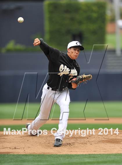 Thumbnail 3 in Sweetwater Vs Olympian (Petco Park) photogallery.