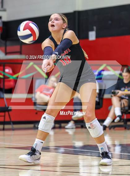 Thumbnail 2 in Melissa @ Lovejoy photogallery.