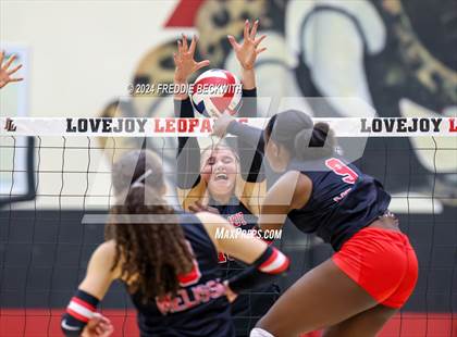 Thumbnail 3 in Melissa @ Lovejoy photogallery.