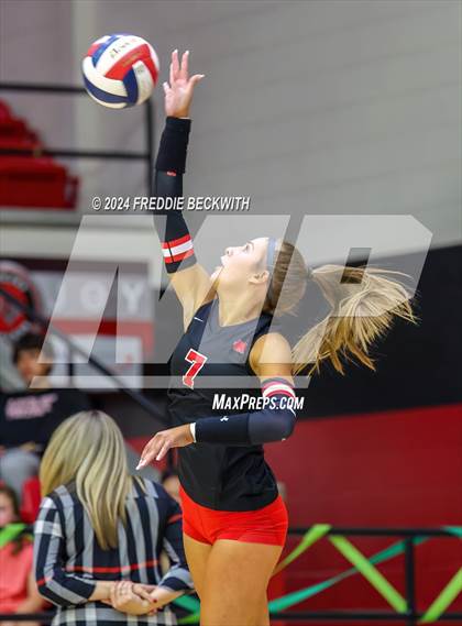 Thumbnail 3 in Melissa @ Lovejoy photogallery.