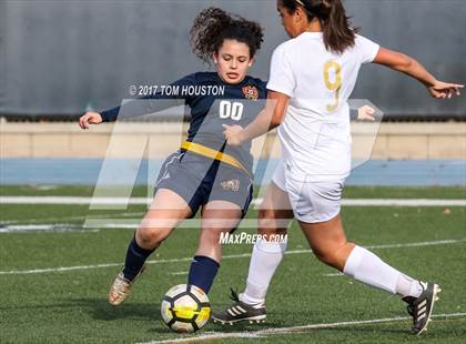 Thumbnail 3 in St. Lucy's @ Cantwell-Sacred Heart (La Salle Tournament) photogallery.