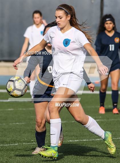 Thumbnail 2 in St. Lucy's @ Cantwell-Sacred Heart (La Salle Tournament) photogallery.
