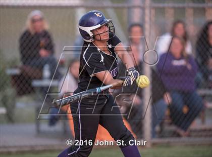 Thumbnail 2 in Franklin County vs Lawrence County (TSSAA District 8-AAA Playoff) photogallery.