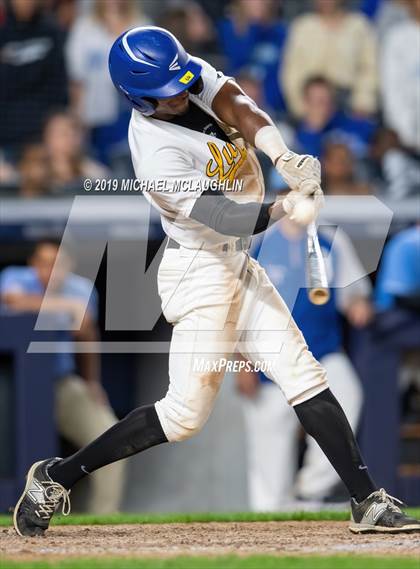 Thumbnail 1 in Luperon vs Beacon (PSAL Section 12 AAA Final) photogallery.