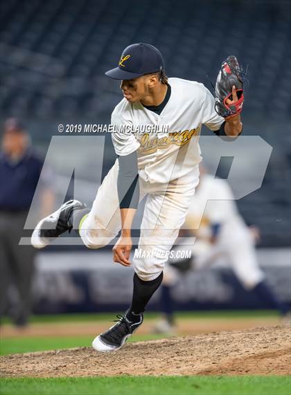 Thumbnail 1 in Luperon vs Beacon (PSAL Section 12 AAA Final) photogallery.