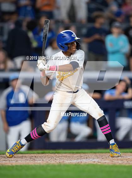 Thumbnail 2 in Luperon vs Beacon (PSAL Section 12 AAA Final) photogallery.