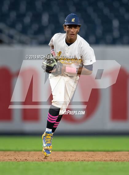 Thumbnail 3 in Luperon vs Beacon (PSAL Section 12 AAA Final) photogallery.