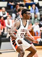 Photo from the gallery "Golden @ Lakewood"