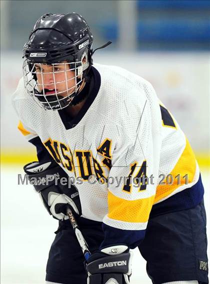 Thumbnail 2 in Northwest Catholic @ Simsbury photogallery.