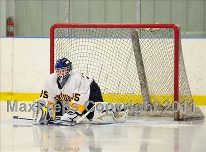 Thumbnail 2 in Northwest Catholic @ Simsbury photogallery.