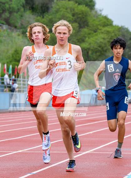 Thumbnail 2 in UC Track Classic (Day 2 Running Events) photogallery.