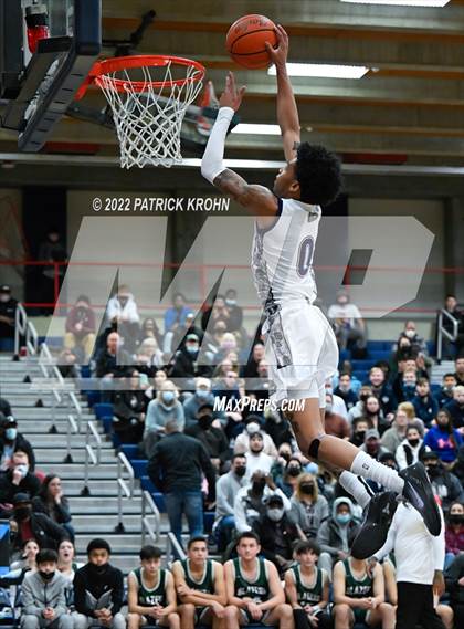 Thumbnail 2 in Garfield vs. Timberline (Regional 3A Playoffs) photogallery.
