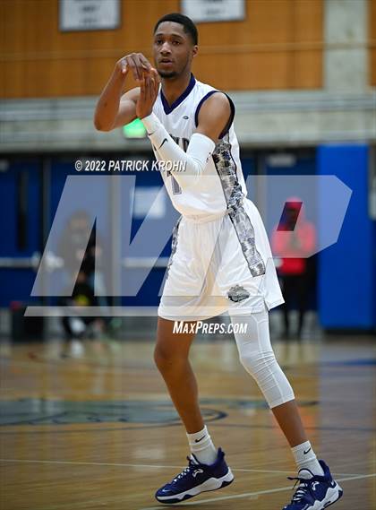 Thumbnail 1 in Garfield vs. Timberline (Regional 3A Playoffs) photogallery.