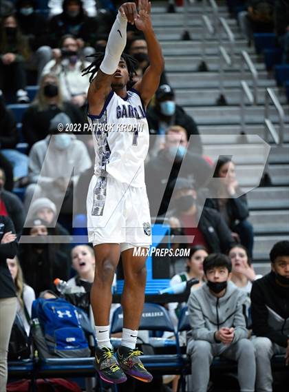Thumbnail 2 in Garfield vs. Timberline (Regional 3A Playoffs) photogallery.