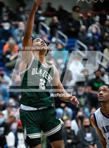 Thumbnail 3 in Garfield vs. Timberline (Regional 3A Playoffs) photogallery.