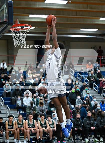 Thumbnail 1 in Garfield vs. Timberline (Regional 3A Playoffs) photogallery.