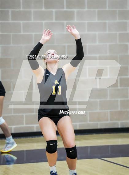 Thumbnail 2 in Rifle va Arapahoe (Dakota Ridge Varsity Tournament) photogallery.
