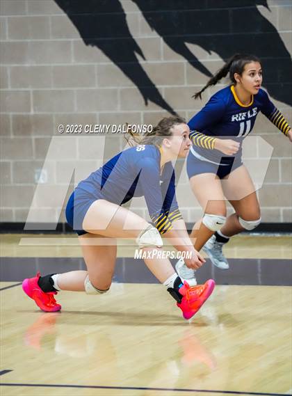 Thumbnail 3 in Rifle va Arapahoe (Dakota Ridge Varsity Tournament) photogallery.