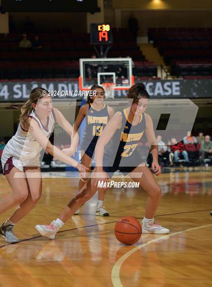 Thumbnail 2 in Walter Panas vs. Harrison (Slam Dunk Showcase) photogallery.