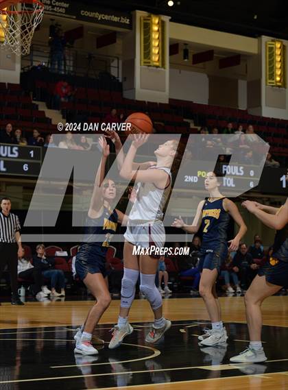 Thumbnail 1 in Walter Panas vs. Harrison (Slam Dunk Showcase) photogallery.