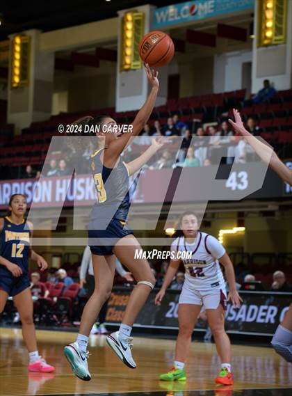 Thumbnail 1 in Walter Panas vs. Harrison (Slam Dunk Showcase) photogallery.