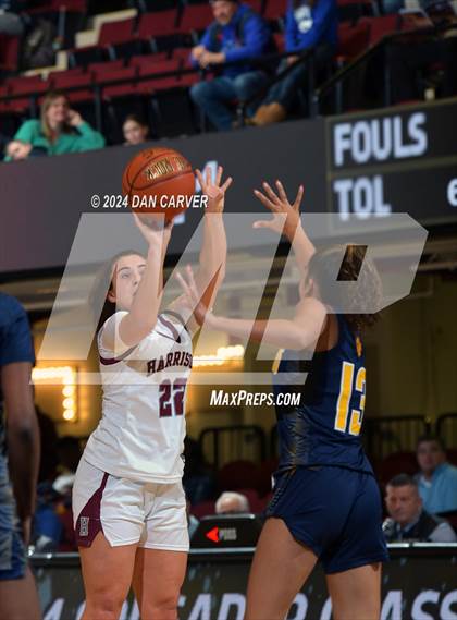 Thumbnail 1 in Walter Panas vs. Harrison (Slam Dunk Showcase) photogallery.