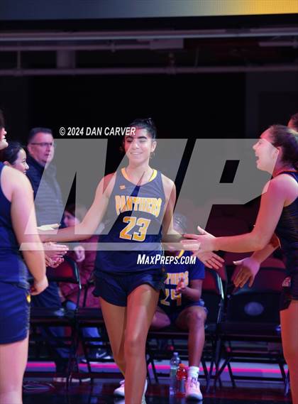 Thumbnail 3 in Walter Panas vs. Harrison (Slam Dunk Showcase) photogallery.