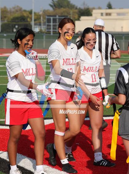 Thumbnail 3 in Mills vs Hillsdale (Burlingame HS) photogallery.