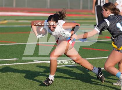 Thumbnail 2 in Mills vs Hillsdale (Burlingame HS) photogallery.