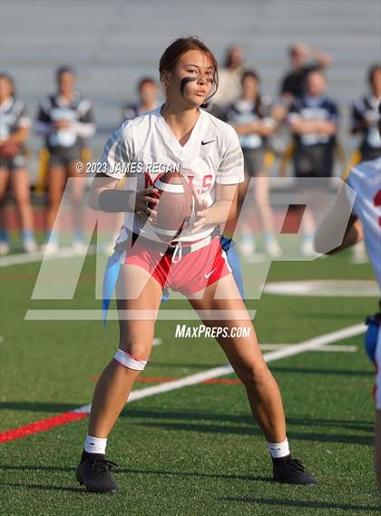 Thumbnail 3 in Mills vs Hillsdale (Burlingame HS) photogallery.