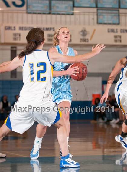 Thumbnail 3 in Wayzata @ Jefferson (Varsity) photogallery.