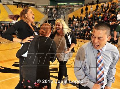Thumbnail 2 in Long Beach Poly vs. Chaminade (CIF SoCal Regional Open Division Final) photogallery.