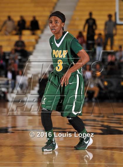 Thumbnail 2 in Long Beach Poly vs. Chaminade (CIF SoCal Regional Open Division Final) photogallery.