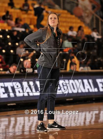 Thumbnail 3 in Long Beach Poly vs. Chaminade (CIF SoCal Regional Open Division Final) photogallery.