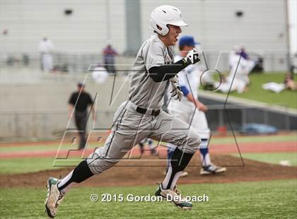Thumbnail 3 in Midlothian vs. Carroll (UIL 6A Bi-District Playoff) photogallery.