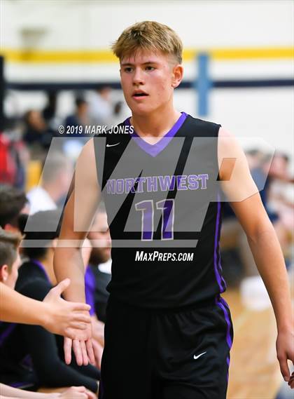 Thumbnail 2 in Northwest Christian @ Bourgade Catholic photogallery.