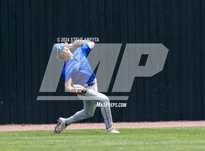 Thumbnail 3 in Grandview vs. Fort Collins (CHSAA 5A Second Round Consolation) photogallery.