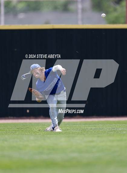 Thumbnail 3 in Grandview vs. Fort Collins (CHSAA 5A Second Round Consolation) photogallery.