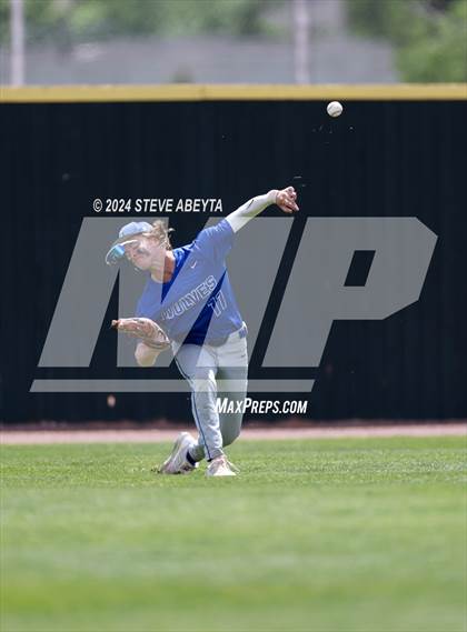 Thumbnail 2 in Grandview vs. Fort Collins (CHSAA 5A Second Round Consolation) photogallery.