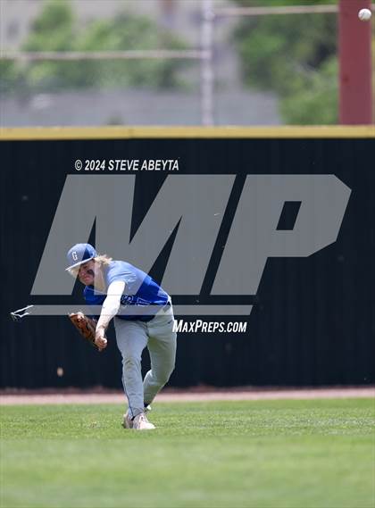 Thumbnail 1 in Grandview vs. Fort Collins (CHSAA 5A Second Round Consolation) photogallery.