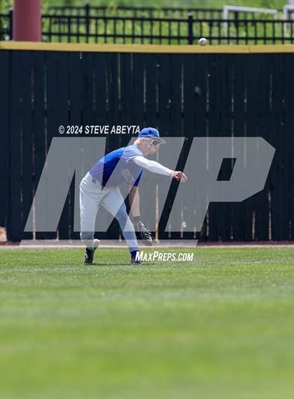 Thumbnail 2 in Grandview vs. Fort Collins (CHSAA 5A Second Round Consolation) photogallery.