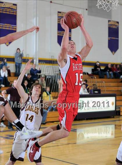 Thumbnail 3 in Solon Springs vs Bruce (Clayton Holiday Tournament) photogallery.