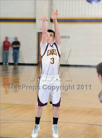 Thumbnail 2 in Solon Springs vs Bruce (Clayton Holiday Tournament) photogallery.