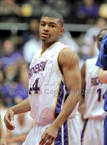 Thumbnail 2 in Ridgeview vs. Hanford West (CIF CS D3 Final) photogallery.