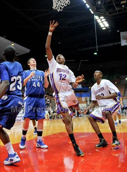 Thumbnail 1 in Ridgeview vs. Hanford West (CIF CS D3 Final) photogallery.