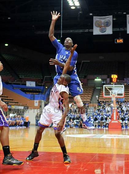 Thumbnail 1 in Ridgeview vs. Hanford West (CIF CS D3 Final) photogallery.