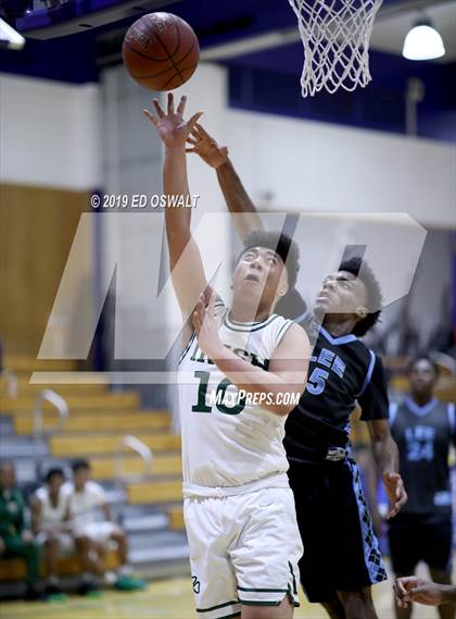 Thumbnail 1 in Sacred Heart Cathedral Preparatory (Damian Lillard Classic Round 3) photogallery.