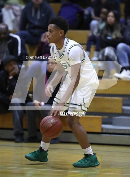 Thumbnail 2 in Sacred Heart Cathedral Preparatory (Damian Lillard Classic Round 3) photogallery.