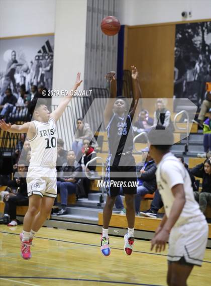 Thumbnail 2 in Sacred Heart Cathedral Preparatory (Damian Lillard Classic Round 3) photogallery.